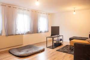 Attraktive Anlage: gepflegtes MFH mit 3 Einheiten und Top-Potenzial in Wiesensteig – Göppingen (Kreis) – Vorschaubild 11