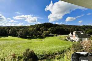***Mehr Ausstattung geht kaum! Traumhafte Fam.-residenz / Unternehmervilla - ELW, Blick ins Grüne*** – Lahn-Dill-Kreis – Vorschaubild 20