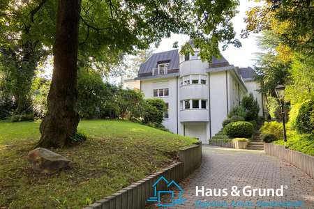 *** Wohnung im repräsentativen Anwesen - TOP - Wohnlage Aachen - Südviertel ***