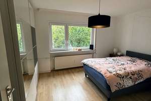 Stilvoll möblierte 3-Zimmer-Wohnung mit gehobener Vollausstattung, Balkon EBK in Mannheim Lindenhof