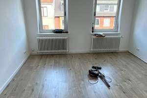 3-Zimmer Wohnung in Bremerhaven zu vermieten! – Schillerstraße 88, 27570 Geestemünde, Bremerhaven – Vorschaubild 1