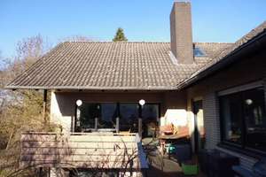 Charmantes Einfamilienhaus in Göttingen-Nikolausberg – großzügiges Grundstück &  ELW – Die vollständige Adresse der Immobilie erhältst du vom Anbieter., 37077 Nikolausberg, Göttingen – Vorschaubild 2