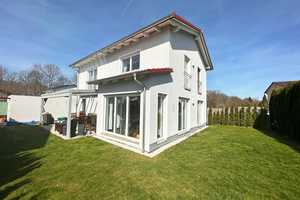 Modernes Landhausidyll in Landshut-Auloh am Stausee – Wohnen mit Stil und Substanz – Landshut – Vorschaubild 2