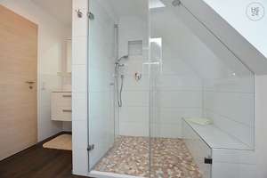 Sonnige, sehr schöne und modern möblierte Wohnung in Stuttgart Wangen – Die vollständige Adresse der Immobilie erhältst du vom Anbieter., 70327 Wangen, Stuttgart – Vorschaubild 4