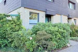 Preiswertes 4-Zimmer-Reihenendhaus mit gehobener Innenausstattung und EBK in Wunstorf