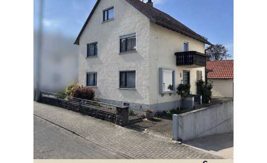 Großes Haus mit Süd-Westgarten in Neureut