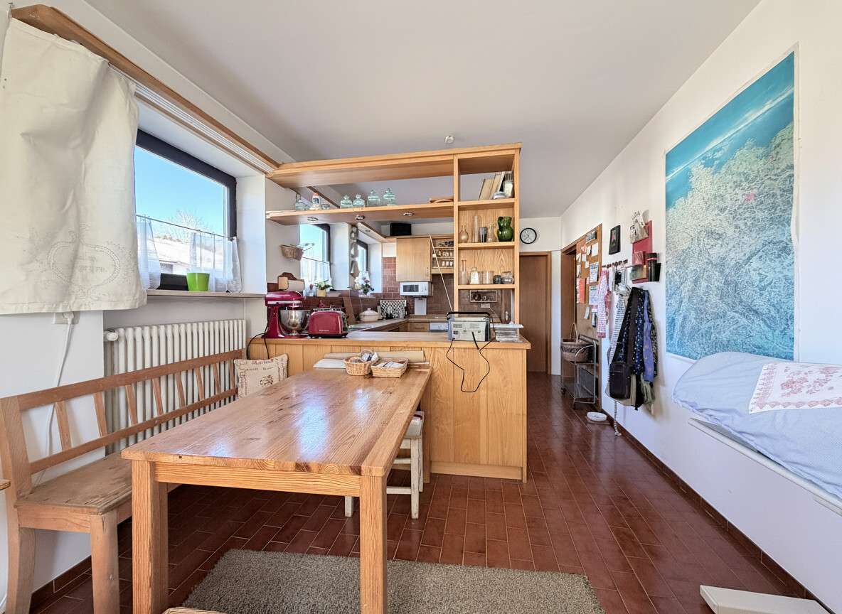 Immobilie in Winhöring - Ein Ort voller Licht und Raum: Idyllisches Einfamilienhaus mit Einliegerwohnung und Gartenzauber - Bild 16