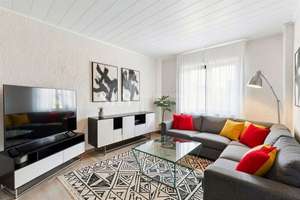 Doppelhaushälfte – ideal als Mehrgenerationenhaus – mit Balkon und Garten in begehrter Wohnlage – Die vollständige Adresse der Immobilie erhältst du vom Anbieter., 45355 Borbeck-Mitte, Essen – Vorschaubild 9