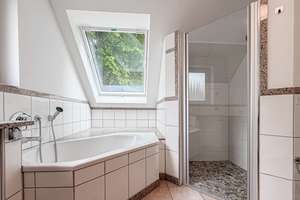 Ankommen. Wohlfühlen. Ein Zuhause zum Leben, Entspannen und Großwerden. – Die vollständige Adresse der Immobilie erhältst du vom Anbieter., 45239 Fischlaken, Essen – Vorschaubild 14