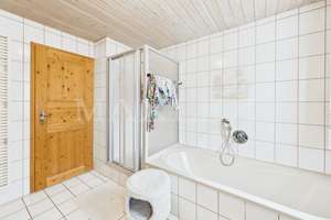 Zweifamilienhaus in ruhiger Lage von Ruderting – Die vollständige Adresse der Immobilie erhältst du vom Anbieter., 94161 Ruderting – Vorschaubild 25