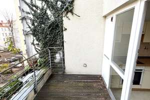 60 m², 2 Zimmer mit Terrasse und offener Küche – Wegenerstr. 7, 10713 Wilmersdorf, Berlin – Vorschaubild 1