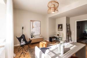 Erstbezug nach Sanierung | Stilvolle 3-Zi. Altbauwohnung mit Einbauküche am Volkspark Wilmersdorf – 10715 Wilmersdorf, Berlin – Vorschaubild 8