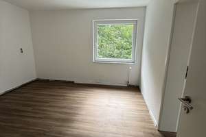 Renovierte  Wohnung in Wuppertal Barmen im Grünen mit Stellplatz – Futterstrasse 10, 42287 Barmen, Wuppertal – Vorschaubild 7