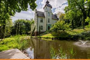 Traumhaftes Villenanwesen auf einem parkähnlichem Grundstück in Bestlage – weitere Bebauung möglich – Die vollständige Adresse der Immobilie erhältst du vom Anbieter., 14482 Babelsberg Nord, Potsdam – Vorschaubild 1
