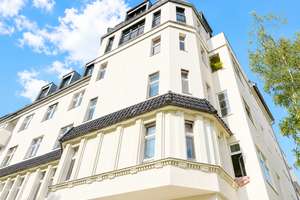 Detailverliebtes Altbau-Schmuckstück mit 4,5 Zimmern und zwei Balkonen – vermietet – Gardeschützenweg 66, 12203 Lichterfelde, Berlin – Vorschaubild 10