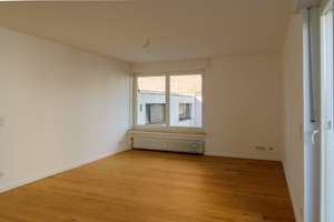 Schöne, frisch sanierte 2- Zimmer  Wohnung mit Gartenanteil in ruhiger Lage! – Die vollständige Adresse der Immobilie erhältst du vom Anbieter., 40231 Lierenfeld, Düsseldorf – Vorschaubild 2