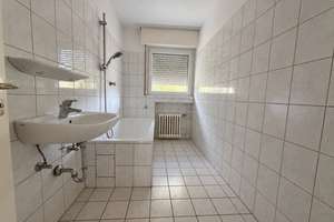 *HIER TUT SICH WAS* teilrenovierte 3 Zimmer Erdgeschosswohnung mit Balkon in DU-Meiderich! – 47137 Mittelmeiderich, Duisburg – Vorschaubild 5