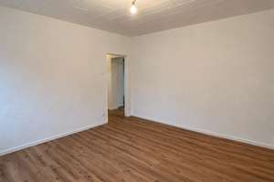 Renovierte 3,5-Zimmer-Wohnung mit Balkon in Hannover-Döhren – Die vollständige Adresse der Immobilie erhältst du vom Anbieter., 30519 Döhren, Hannover – Vorschaubild 4