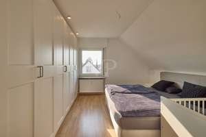 Ruhig, modern, zentral - Freie Dachgeschosswohnung mit Balkon – Die vollständige Adresse der Immobilie erhältst du vom Anbieter., 64297 Eberstadt, Darmstadt – Vorschaubild 4