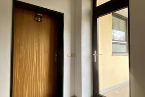 von privat - 12 qm Südbalkon, ruhige Innenhoflage, 50 m zur U-Bahn – Heinz-Hilpert-Straße -, 81739 Neuperlach, München – Vorschaubild 6