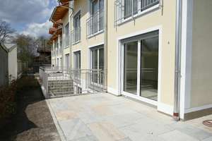 Neubau-Erstbezug, moderne Doppelhaushälfte mit 7 Zimmer – Schloßstraße 43, 85658 Egmating – Vorschaubild 1