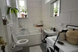 Großzügige, komplett sanierte Etagenwohnung in saniertem Altbau mit herrlichem Hof! – Die vollständige Adresse der Immobilie erhältst du vom Anbieter., 68169 Neckarstadt-West, Mannheim – Vorschaubild 2