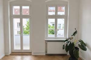 Stilvoll sanierte Altbauwohnung mit Süd-Ausrichtung und Balkon im beliebten Winsviertel – Die vollständige Adresse der Immobilie erhältst du vom Anbieter., 10405 Prenzlauer Berg, Berlin – Vorschaubild 2