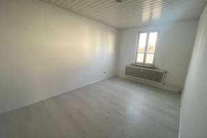 Leerstehendes Doppelhaus mit zwei Wohneinheiten und Gartengrundstücken in Hechingen *PROVISIONSFREI* – Die vollständige Adresse der Immobilie erhältst du vom Anbieter., 72379 Hechingen – Vorschaubild 9