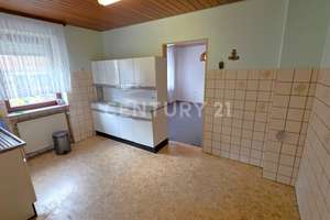 Attraktives Einfamilienhaus mit viel Potential, mit Garage und Terrasse in Saarbrücken-Bischmisheim – Die vollständige Adresse der Immobilie erhältst du vom Anbieter., 66132 Bischmisheim, Saarbrücken – Vorschaubild 22