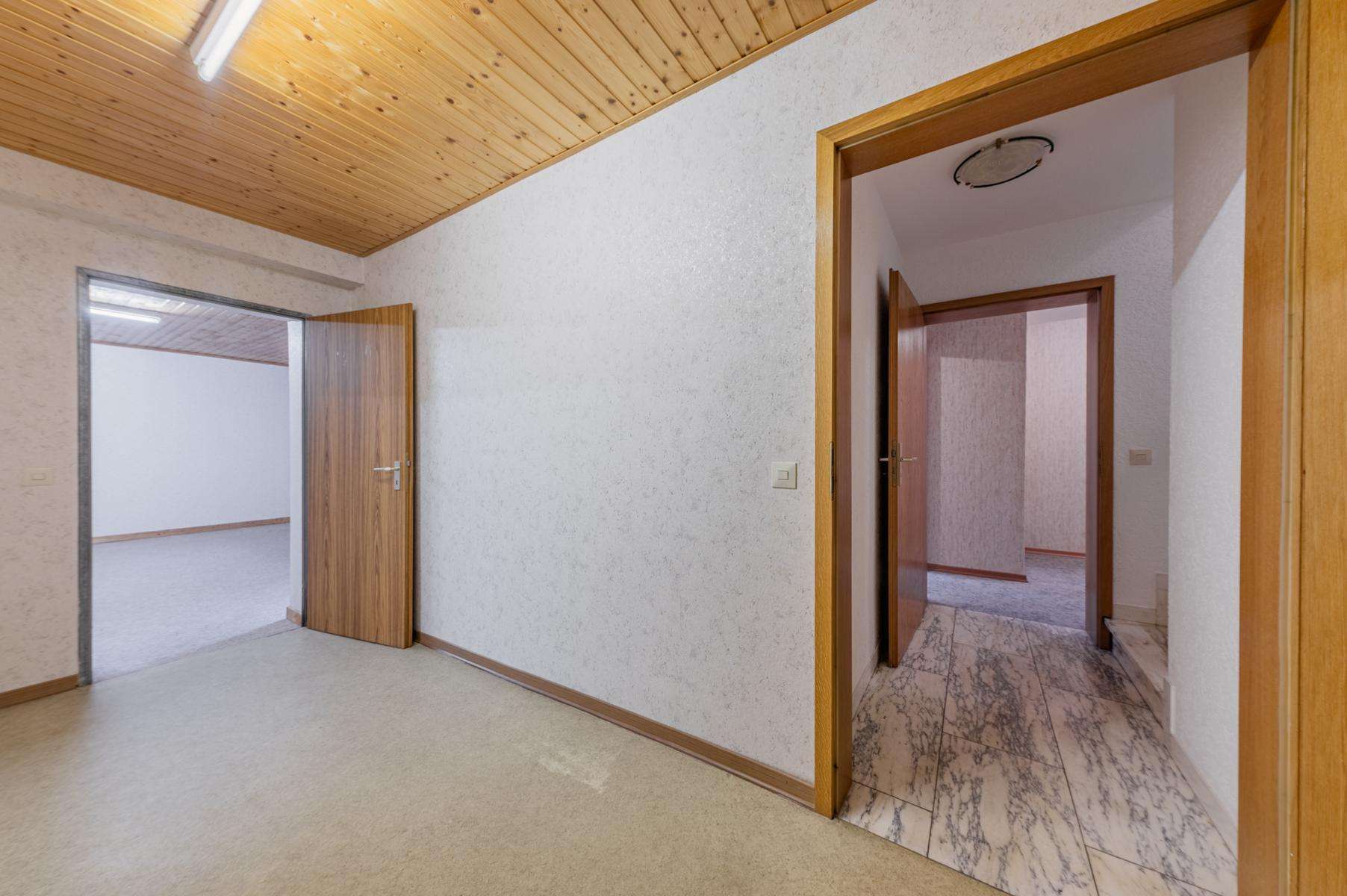 Immobilie in Altweidelbach - Großzügiger Bungalow mit Garage, möglicher Einliegerwohnung und pflegeleichter Grünfläche - Bild 20