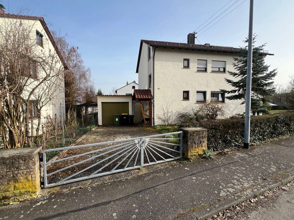 Immobilie in Freudental - Ein-/ Zweifamilienhaus mit Garage in Freudental - Bild 0