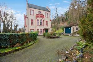 Weinberg mit Herrenhaus, mit Verwalterhaus, mit 2 vermieteten Häusern und vielem mehr – Die vollständige Adresse der Immobilie erhältst du vom Anbieter., 6618 Bad Kösen – Vorschaubild 1