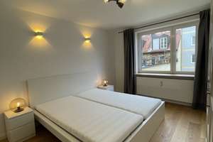 Traumlage: Stilvoll möblierte 2-Zimmer-Wohnung mit Balkon in der Maxvorstadt – Die vollständige Adresse der Immobilie erhältst du vom Anbieter., 80333 Universität, München – Vorschaubild 4