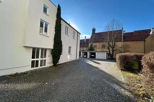 Exklusive Loftwohnung mit hohen Decken in ruhiger Innenhoflage nahe der Fuggerei – Die vollständige Adresse der Immobilie erhältst du vom Anbieter., 86152 Jakoberstadt-Süd, Augsburg – Vorschaubild 9