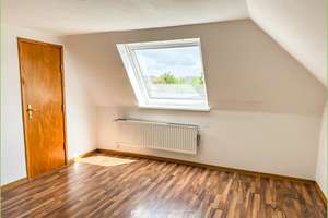 Flexibles Wohnkonzept: Einfamilienhaus mit separater Wohneinheit – Die vollständige Adresse der Immobilie erhältst du vom Anbieter., 25832 Tönning – Vorschaubild 9
