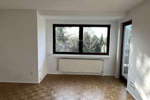 2-Zimmer-Dachgeschosswohnung mit Balkon und eigenem Eingang in Bonn-Holzlar – Die vollständige Adresse der Immobilie erhältst du vom Anbieter., 53229 Holzlar, Bonn – Vorschaubild 2