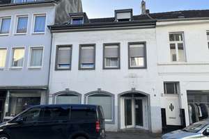 Wohn- und Geschäftshaus in Krefeld-Cracau