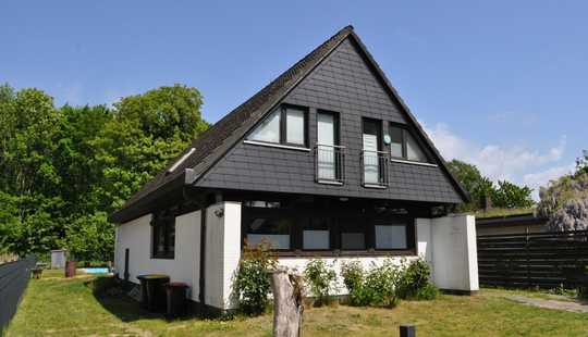 Bild von Lichtdurchflutetes Einfamilienhaus auf großzügigem Grundstück in familienfreundlicher Seitenstraße