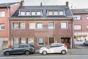 Kapitalanleger aufgepasst! Vermietetes Dreifamilienhaus mit Option auf weitere Immobilien nebenan – Die vollständige Adresse der Immobilie erhältst du vom Anbieter., 50354 Hürth – Vorschaubild 1