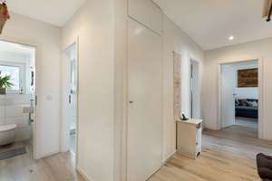 Modernisierte 3-Zimmer-Wohnung mit West-Loggia in ruhiger Lage – Die vollständige Adresse der Immobilie erhältst du vom Anbieter., 50999 Sürth, Köln – Vorschaubild 11