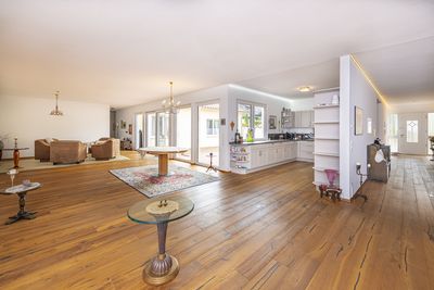Exklusiver Bungalow mit stilvoller Eleganz