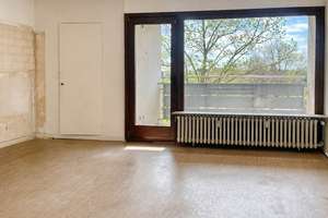 Braunsfeld 2 Zimmer-Eigentumswohnung mit Südloggia in beliebter Lage