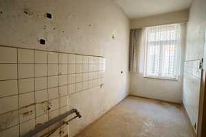 Reihenmittelhaus im Herzen von Oelsnitz – 175 qm mit Potenzial zur Sanierung – Vogtlandkreis – Vorschaubild 8