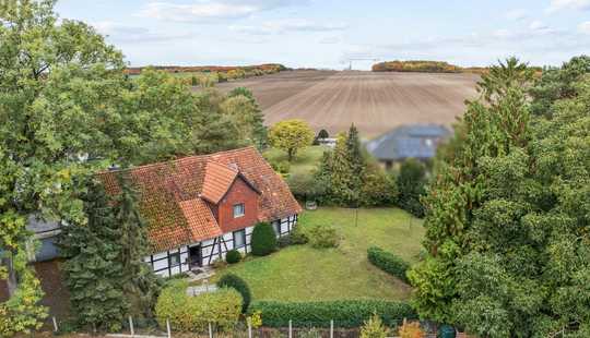 Bild von Wohnhaus mit historischem Charakter und einzigartigem Baugrundstück