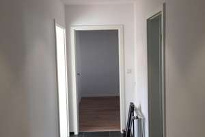 Freundliche 61 qm 2-Raum-Wohnung mit Balkon und Einbauküche in Bielefeld – Die vollständige Adresse der Immobilie erhältst du vom Anbieter., 33647 Brackwede, Bielefeld – Vorschaubild 2