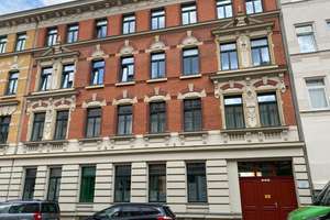 Eigentumswohnung mit Balkon ab 1.5. sofort beziehbar nach Kauf , Denkmalschutz