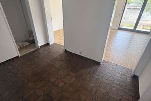 Großzügige EG Wohnung mit Charme +Terrasse&Souterrain – Isidor-Caro-Straße 18, 51061 Stammheim, Köln – Vorschaubild 6