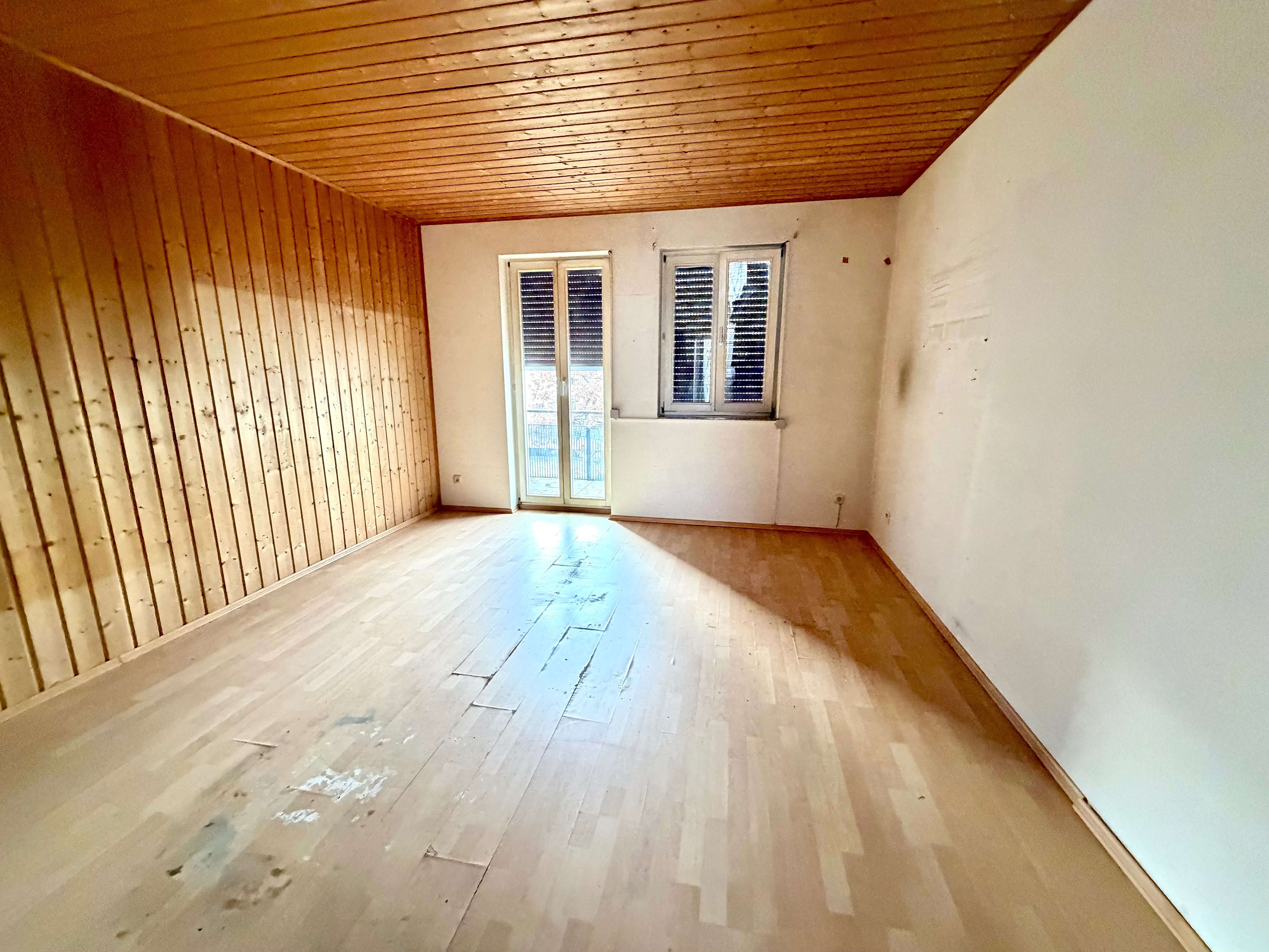 Renovierungsbedürftiges Appartement mit Balkon und Tiefgaragenstellplatz in Arheilgen, Darmstadt – Bild 3
