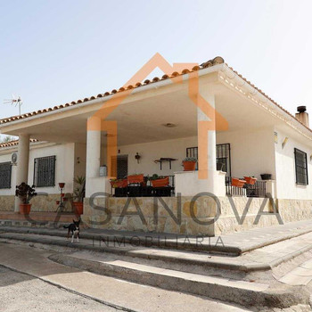Chalet zum Verkauf in San Cristóbal.