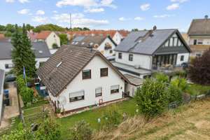 Sofort verfügbar! Großzügiges Anwesen in ruhiger Ortsrandlage von Bad Homburg  Ober-Erlenbach – Die vollständige Adresse der Immobilie erhältst du vom Anbieter., 61352 Bad Homburg vor der Höhe – Vorschaubild 1